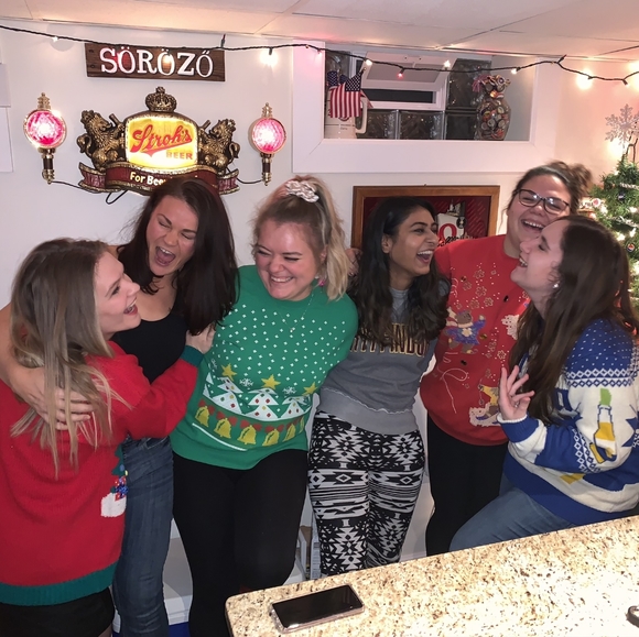 Meet your Posher, Elena - Picture 1 of 1